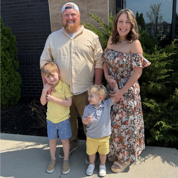 Meet your Posher, Rachel - Picture 6 of 6